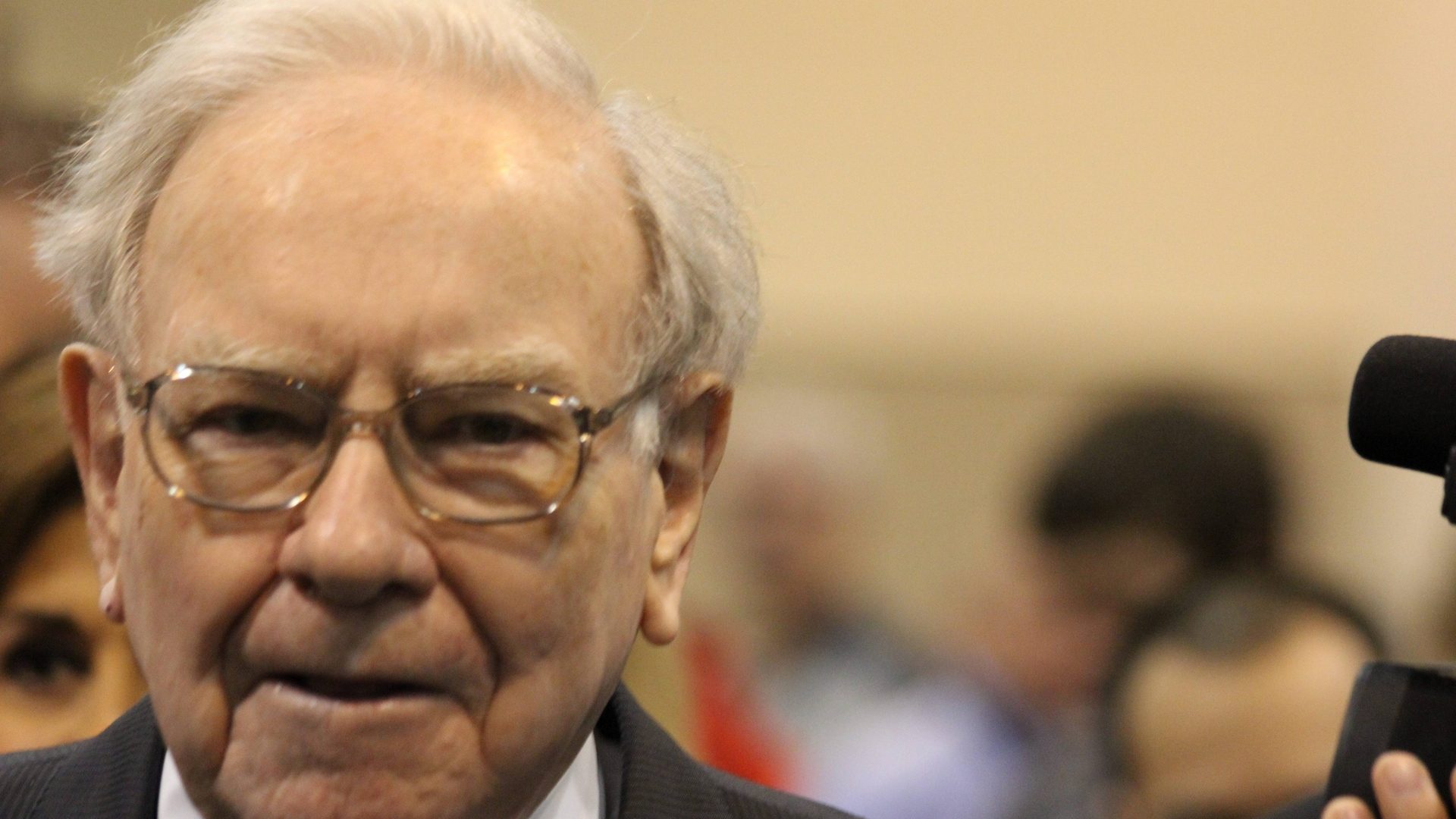 Nahaufnahme des weltbekannten Investors Warren Buffett